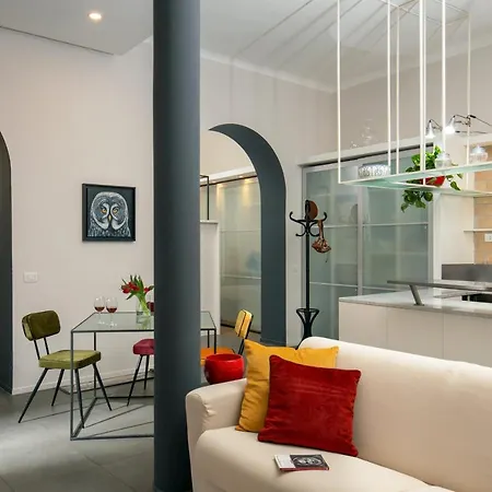 Secret Garden - Amazing Loft In The Imperial Apartment *
